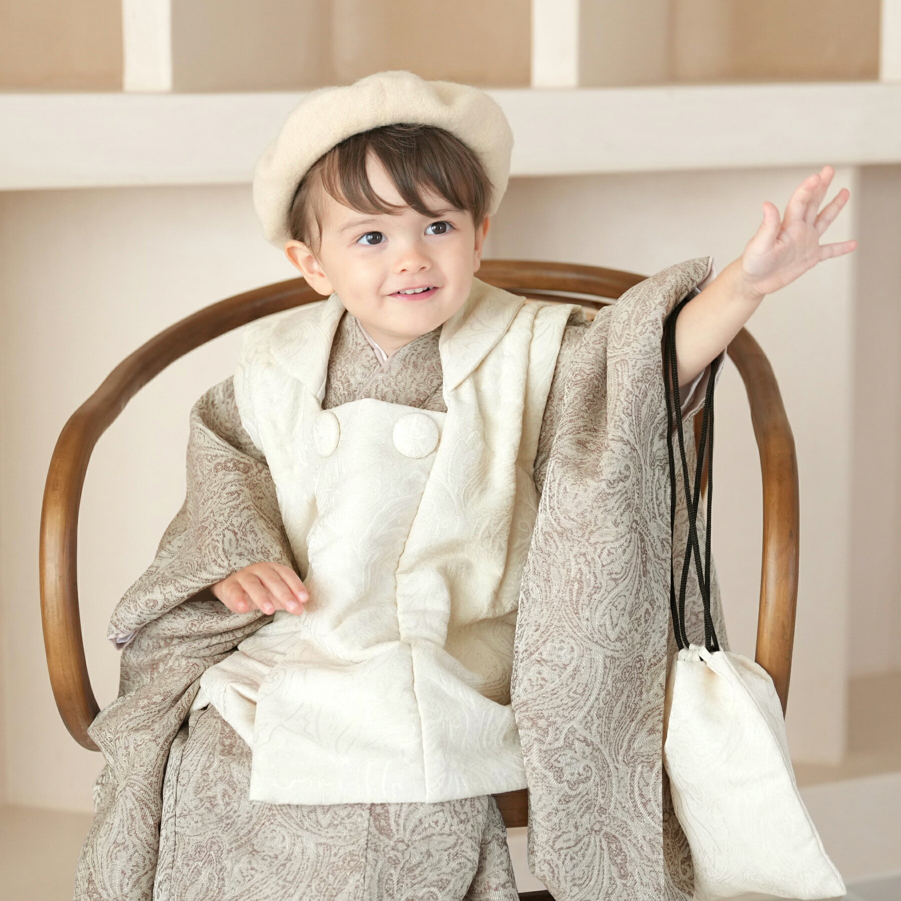 【10%OFF】【utatane 七五三 着物 3歳 男の子 被布セット ジャガードペイズリー オフホワイト×ベージュ】着物セット 販売 子供 kids 三つ身...