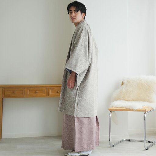 【utatane 日本製生地 ファブリック羽織袴セット 着物 羽織 袴 角帯 羽織紐 5点セット メンズ ジャガードペイズリー ブラウン×テラコッタ】 七五三 パパ 父 成人式 卒業式 結婚式前撮り 新郎 男性 Mサイズ Lサイズ 日本製生地