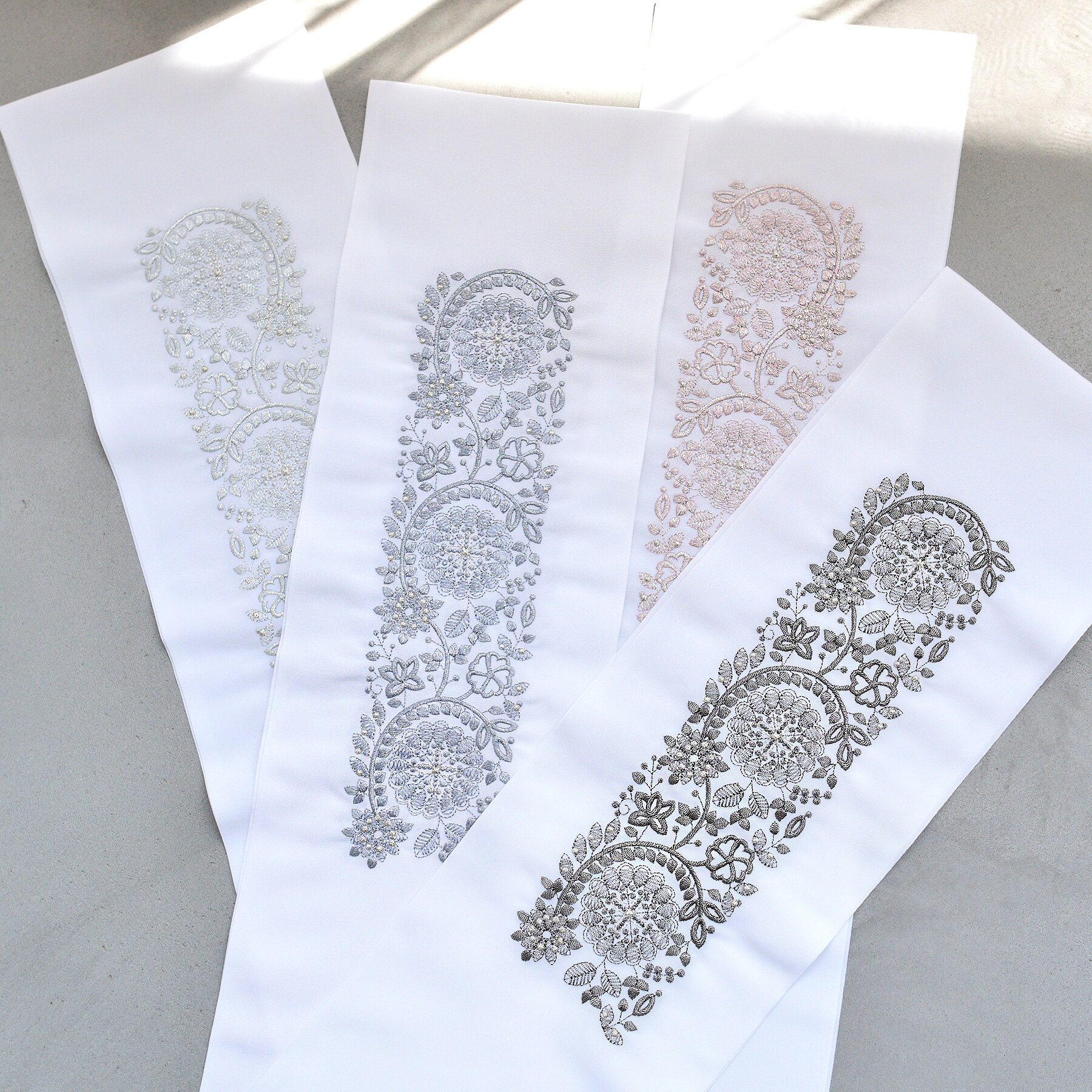 【半衿 絢爛菊花刺繍 選べる4色】 半襟 日本製 国産 ｜ 白 ホワイト シルバー 銀 ピンク モード ニュアンスカラー ｜ 女性 レディース ｜ 振袖 袴 成人式 結婚式