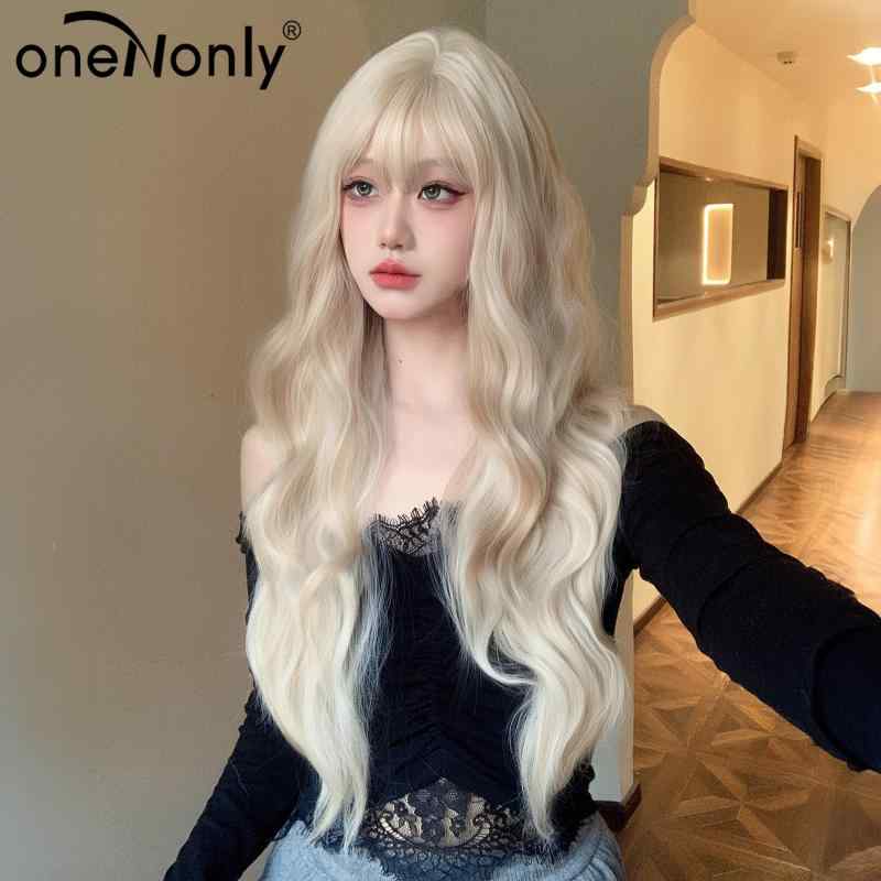 Rakuten - ウィッグ 女性用 韓国 ロング カール ストレートバング ビッグウェーブ プラチナブロンド 合成繊維 自然 リアル ファッション ソフトタッチ ボリューム 日常使い