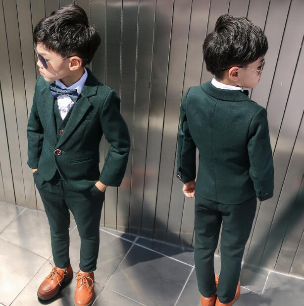 樂天商城 - ベビー フォーマルスーツ 子供 男の子 結婚式 4点セット ジャケット+ベスト+パンツ+蝶結び キッズスーツ 卒園式 入学式 入園式スーツ お受験 男の子スーツ 上下セット タキシード
