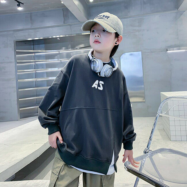 Rakuten - プリント トレーナー スウェット ボーイズ トップス ゆったり 子供服 子供 男の子 Tシャツ 学生 かっこいい ファッション キッズ 120 110cm ジュニア