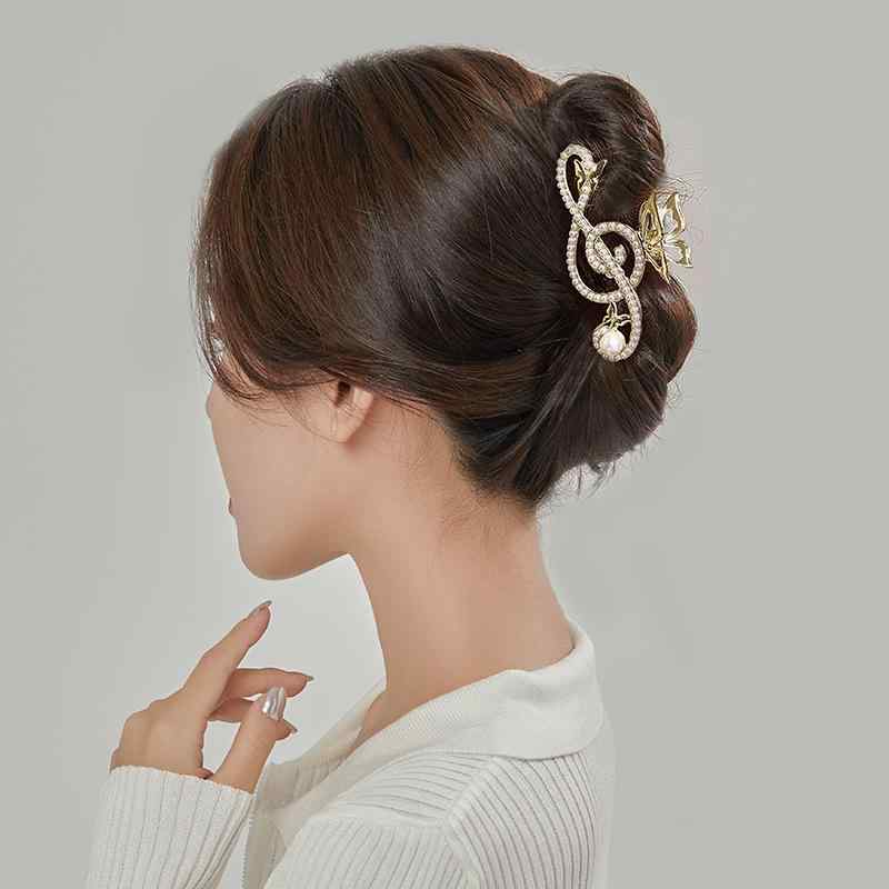 ・カテゴリ: ヘッドドレス・対象: レディース・スタイル: 中国風・スタイルカテゴリ: 文芸レトロ・素材: 合金・加工: 電鍍・種類: バンスクリップ・人気要素: 形状・模様・カラー展開: 満鑽、パールバンスクリップ レディース 女性用 音 ジュエリー アクセサリー 早い者勝ち A:総ストーン B:パール