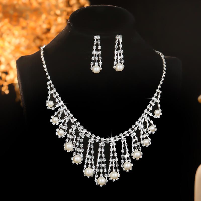 ネックレス ピアス セット レディース 大ぶり パール ラインストーン パーティー 結婚式 フォーマル お呼ばれ ドレス 発表会 豪華 華やか 通勤 オフィス 普段使い 電気メッキ加工 ラウンド オーバル 幾何学
