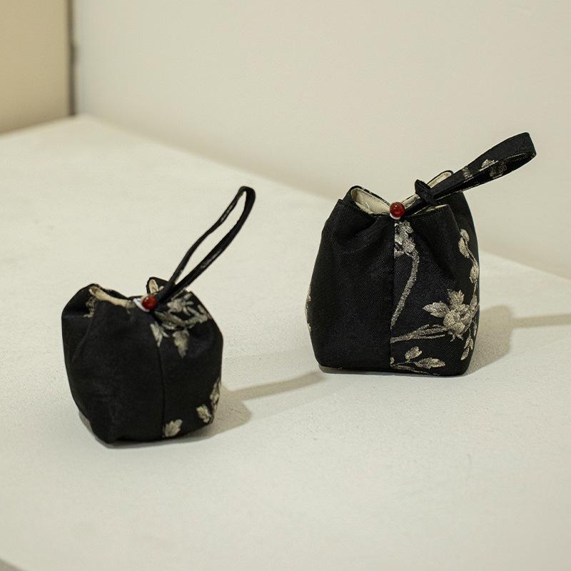 茶器収納袋 コットン織り 刺繍 中華風 梅柄 蓋碗 茶碗 湯呑み カップ 茶道具 ティーセット 携帯 持ち運..