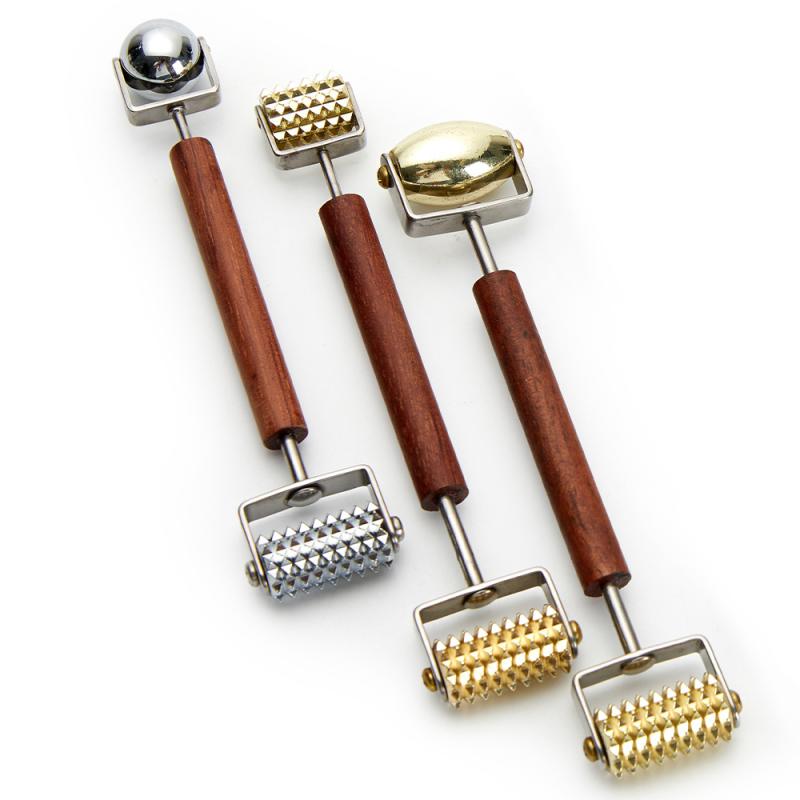 美顔器 多機能 ツボ押し 耳ツボ マッサージ Vライン フェイスローラー ペン 3D設計 セルフケア リフト..