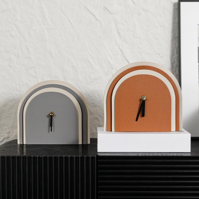 置き時計 モダン シンプル 高級感 レザー調 インテリアオブジェ リビング テレビボード キャビネット 飾り棚 アクセント 合成樹脂製 コーヒーブラウン グレー