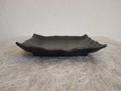 【和食器】マットな感覚の黒い食器 17.5cmスクエア皿【角皿】【陶器】
