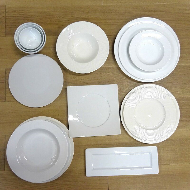【アウトレット込み】お買い得!白&黒&アイボリー&赤の10cm以上の食器 【10個入】 在庫処分 福袋 食器セット 1個あたり330円