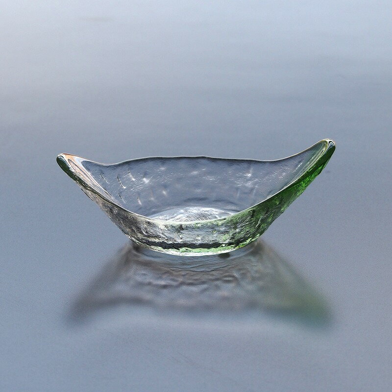 ガラスミニ小付浮舟（若草）【業務用】硝子 がらす 食器 ガラス食器 涼しげな食器 ひんやり すずしげ 夏 清涼 おしゃれ オシャレ caf&eacute; カフェ おうちカフェ