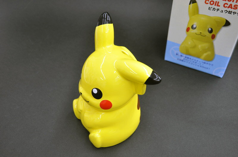 ポケットモンスターピカチュウ 蚊やり[不燃マット付き][蚊取り][直径6.5cm蚊取り線香が入ります(別売り)]虫除け/線香入れ/かわいい/可愛い/プレゼント/贈り物/ギフト/人気/キャラクター/母の日/父の日/敬老の日/誕生日/おうち時間/インテリア/アウトドア [3]