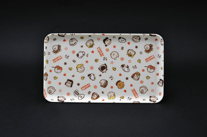乐天商城 - スヌーピー（SNOOPY）カフェトレイS【215×125mm】（スヌーピー＆フレンズ）【日本製】お盆 トレー Sサイズ 子供 食器 プレゼント ギフト 贈り物 お祝 御祝 誕生日 バレンタイン ホワイトデー クリスマス 可愛い 人気 ピンク おすすめ 安全