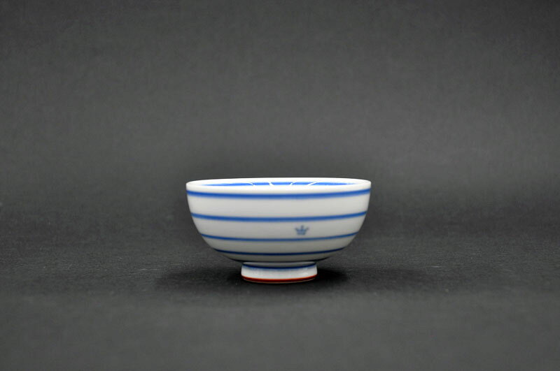 わたしの器のナルミ(NARUMI)こどものめしわん(小)【しましま】[飯碗][子供][ごはん茶碗][ご飯茶碗][鳴海製陶]子供食器/茶碗/小さめ/子供/可愛い/プレゼント/贈り物/ギフト/御祝/お祝/誕生日/クリスマス/【日本製】｜アングル2