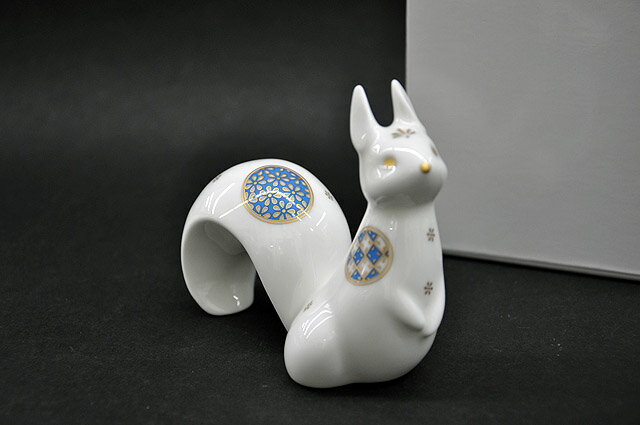 ノリタケ アートコレクション置物「リス」　[小動物シリーズ]プレゼント/ギフト/贈り物/記念品御祝/お祝/内祝/誕生日/母の日/父の日敬老の日/可愛い/人気/縁起物/【日本製】のサムネイル