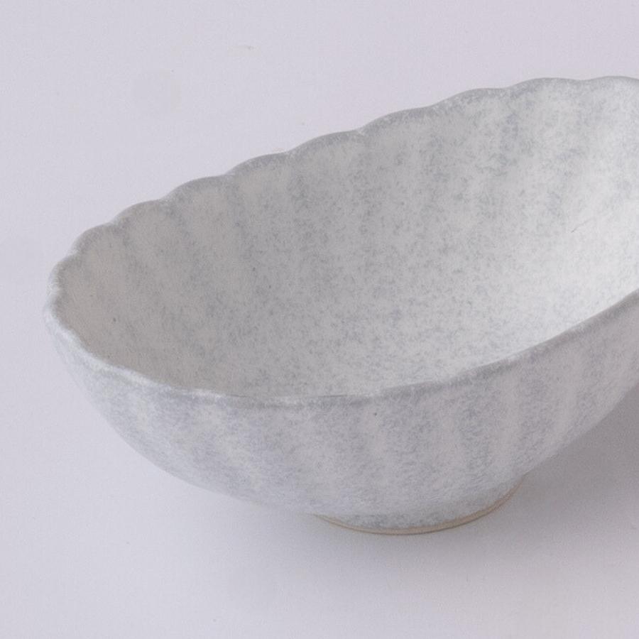 鉢 小鉢 和食器 おしゃれ 菊花 楕円小鉢 磁器 日本製