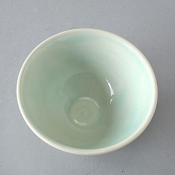 ご飯茶碗 青白 手作り品 はまぐり窯 貫入入り