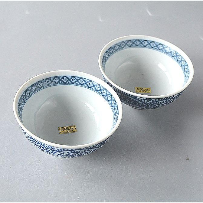 SPECIFICATION Size 約φ11.5×H5.5cm/b> Material 陶磁器 Made in 国産 Function 電子レンジ使用不可・食洗機OK COMMENT 陶器は焼成中に収縮しますのでサイズ、重さには多少誤差があります。お色などは撮影時の光線の具合、モニターによっても見え方が異なります。撮影用の小物（敷物・カトラリー・植物など）は付属しません。1セット限り