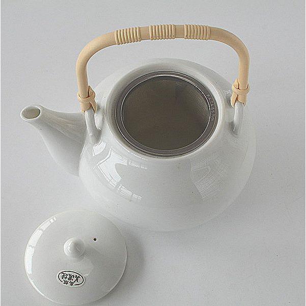 うつわ生活の急須 土瓶 真っ白 つる 茶漉しつき｜アングル2