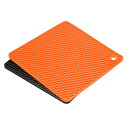 uxcell シリコントリベットマット スクエアホットパン パッドホットポットホルダー 耐熱性 滑り止め 乾燥マット キッチンカウンターテーブル用 ブラック オ...