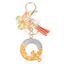 uxcell イニシャルレターキーチェーン かわいいタッセルバタフライキーチェーンアルファベットQレター装飾女性用キーパースハンドバッグバックパック(オレンジ/シルバー 1個入り)