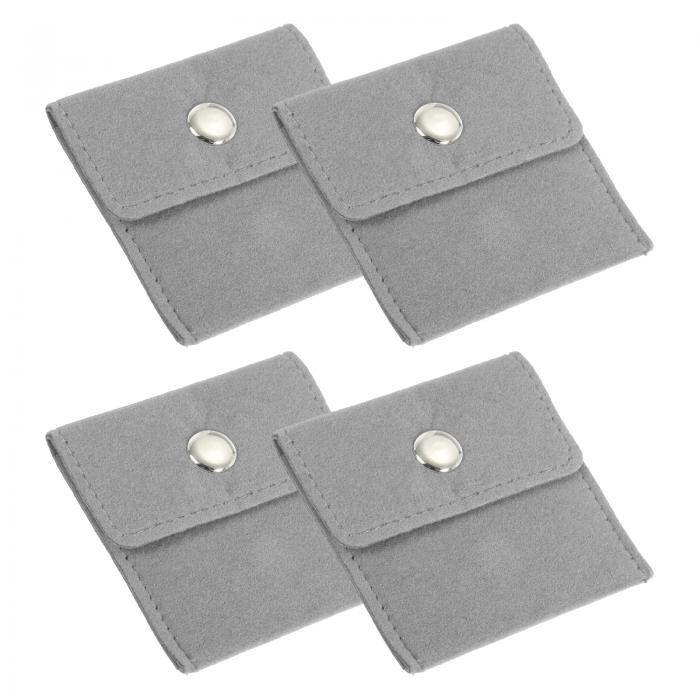 商品詳細 特徴 【属性1】カラー：グレー | 全体サイズ：7 x 7cm / 3 x 3"（縦×横） | 数量：4個【属性2】利点：ベルベット製で、柔らかく軽量で、触り心地が良く持ち運びしやすく、宝石を傷からしっかり保護します。密なステッチエッジ：角は密な針仕事で縫われており、使いやすく耐久性があります。スナップボタンデザイン：口の開口部に強固で硬いスナップボタンがあり、小さなものが滑り落ちるのを防ぎます【属性3】取扱説明：スナップボタンを開け、宝石をポケットに入れ、スナップボタンを閉じます【属性4】用途：これは実用的で持ち運びしやすい収納ポーチで、宝石、ネックレス、ブレスレット、時計、イヤリング、リング、クリップ、ブローチ、鍵、カード、ビーズ、その他小さなものに非常に適しています。デスクトップ、引き出し、またはスーツケースを整理するのに便利です【属性5】注意：ご注文前にポーチのサイズを必ずご確認ください【商品説明】これは実用的で持ち運びしやすい収納ポーチで、宝石、ネックレス、ブレスレット、時計、イヤリング、リング、クリップ、ブローチ、鍵、カード、ビーズ、その他小さなものに非常に適しています。デスクトップ、引き出し、またはスーツケースを整理するのに便利です。仕様素材：ベルベット全体サイズ：7 x 7 cm / 3 x 3 "（縦×横）パッケージリスト：宝石ポーチ4個利点ベルベット製で、柔らかく軽量で、触り心地が良く持ち運びしやすく、宝石を傷からしっかり保護します。密なステッチエッジ：角は密な針仕事で縫われており、使いやすく耐久性があります。スナップボタンデザイン：口の開口部に強固で硬いスナップボタンがあり、小さなものが滑り落ちるのを防ぎます。取扱説明スナップボタンを開け、宝石をポケットに入れ、スナップボタンを閉じます。注意ご注文前に必要に応じてポーチのサイズをご確認ください。 注意書き 【注意事項】 ・当店でご購入された商品は、原則として、「個人輸入」としての取り扱いになり、すべて中国の広東省からお客様のもとへ直送されます。 ・ご注文後、1〜3営業日以内に配送手続きをいたします。配送作業完了後、遅くとも1ヶ月程度でのお届けとなります。 ・個人輸入される商品は、すべてご注文者自身の「個人使用・個人消費」が前提となりますので、ご注文された商品を第三者へ譲渡・転売することは法律で禁止されております。 ・関税・消費税が課税される場合があります。 詳細はこちらご確認下さい。 ＊色がある場合、モニターの発色の具合によって実際のものと色が異なる場合がある。