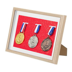 PATIKIL メダルディスプレイケース 3メダルディスプレイフレームメダルシャドーボックススポーツメダルディスプレイ写真フレームマラソン水泳トライ アスロン用 赤いベースホワイトポプラA4