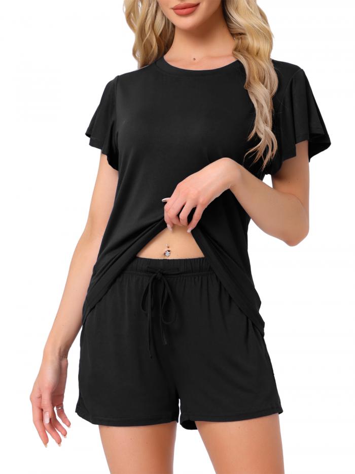 商品詳細 特徴 【属性1】素材: 柔らかく快適な女性用半袖パジャマセット。女性用ナイトウェアセットのかわいいパジャマセットは、軽量で通気性のある生地で作られており、心地よく、快適で、ゆったりしています。【属性2】デザイン: 女性用パジャマは半袖が特徴で、あなたの生活に優雅さを添えます。クルーネックのトップスとロングパンツを組み合わせた、時代を超えた着こなしを体験してください。【属性3】用途: 母親、妻、娘、ガールフレンド、友人などへの贈り物として理想的なこれらの愛らしいパジャマ セットは、女性にとって素晴らしい選択肢となります。【属性4】モデルのサイズ: 身長: 5'8", ウエスト: 25", バスト: 32", ヒップ: 36", 体重: 125 ポンド、パジャマ着用時 S サイズ。【属性5】衣類のお手入れ: 同系色のものと一緒に冷水で洗濯機洗いしてください。【商品説明】レディースパジャマセットでラウンジウェアコレクションをグレードアップ半袖クルーネックトップが特徴のレディース パジャマ セットで、快適さとスタイルを満喫してください。このセットは、動きやすく一日中快適に過ごせる、柔らかく伸縮性のある着心地を提供します。半袖クルーネックトップはクラシックな雰囲気です。このパジャマセットは、家でくつろいだり、用事を済ませたり、アクティビティを楽しんだりするのに最適です。半袖は寒い季節に暖かさを提供し、通気性のある生地は一年中着用できます。このシックで快適なパジャマセットで、ラウンジウェアコレクションをグレードアップしましょう。 注意書き 【注意事項】 ・当店でご購入された商品は、原則として、「個人輸入」としての取り扱いになり、すべて中国の広東省からお客様のもとへ直送されます。 ・ご注文後、1〜3営業日以内に配送手続きをいたします。配送作業完了後、遅くとも1ヶ月程度でのお届けとなります。 ・個人輸入される商品は、すべてご注文者自身の「個人使用・個人消費」が前提となりますので、ご注文された商品を第三者へ譲渡・転売することは法律で禁止されております。 ・関税・消費税が課税される場合があります。 詳細はこちらご確認下さい。 ＊色がある場合、モニターの発色の具合によって実際のものと色が異なる場合がある。