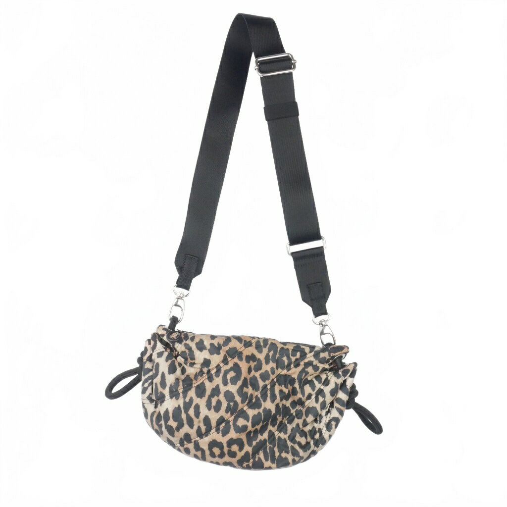 ガニー GANNI Quilted Recycled Tech Small Duffle Bag レオパード柄 ショルダーバッグ ベージュ ブラック レディース  260312