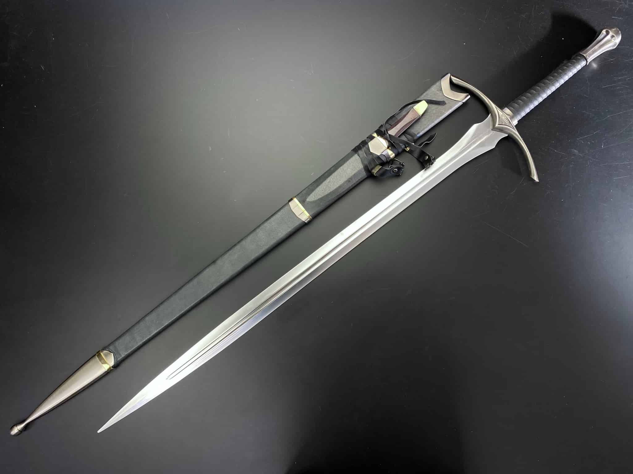 V.ROAD　メディーバルソード　小刀付き　模造刀　剣　日本製　蔵出し品　DENIXではありません