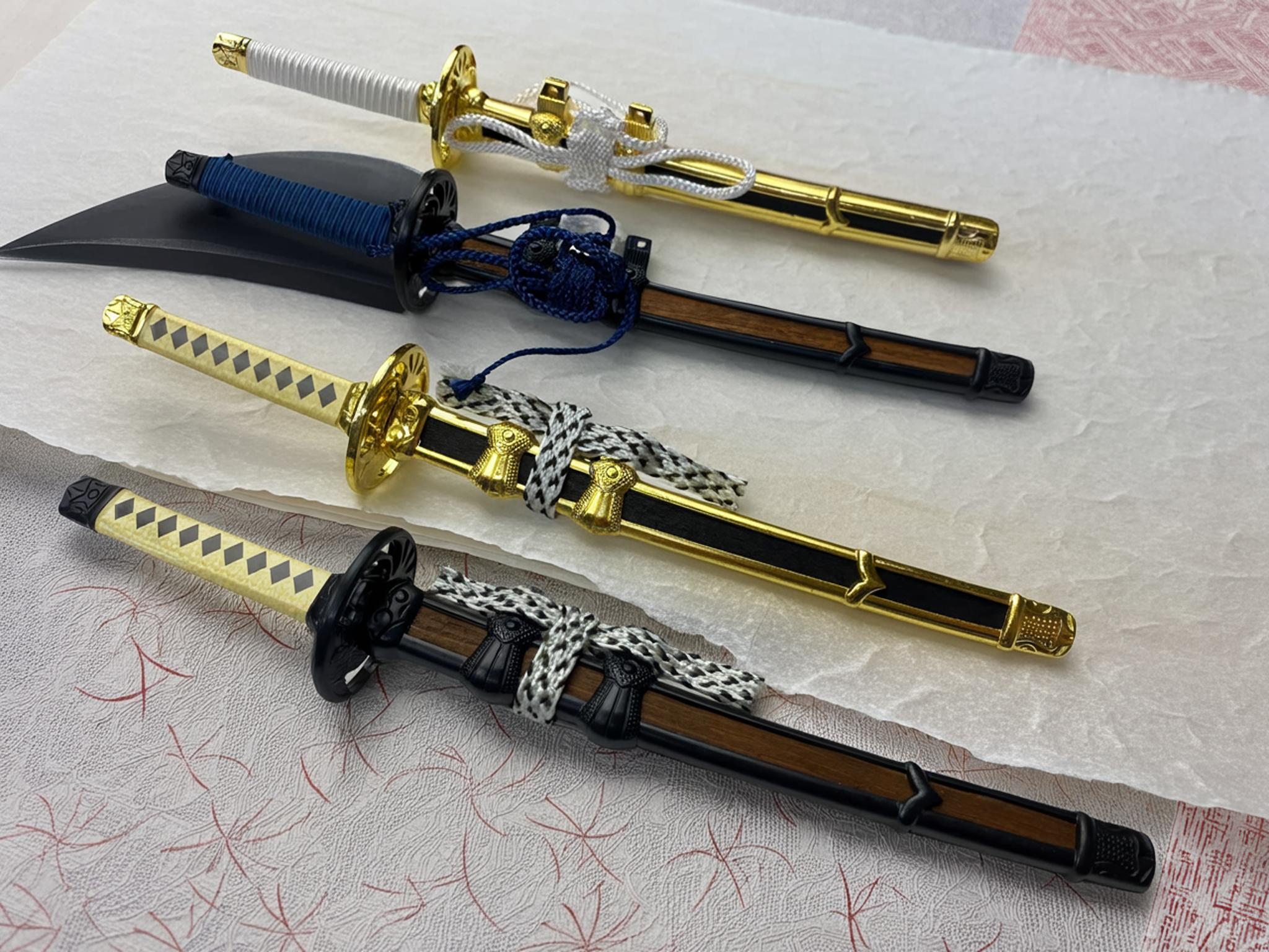 V.ROAD　レターオープナー　ペーパーナイフ　ミニ陣太刀・黒　JTS1-B　　ミニ陣太刀・金　JTS1-G　　　ミニ陣太刀・黒　紺糸巻き　JTS1-BN　　　　ミニ陣太刀・金　白糸巻き　JTS1-GW