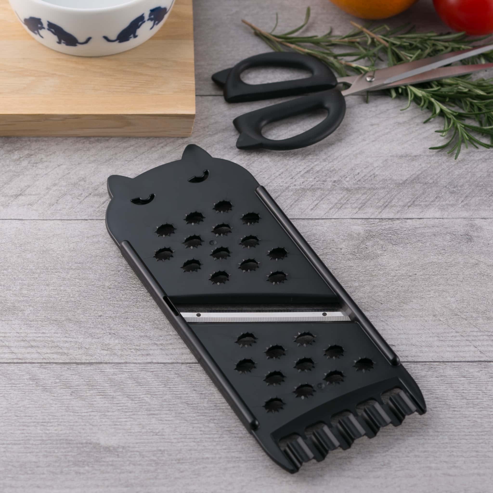 貝印　Nyammy　ねこのスライサー　DH2724　　メール便にてお届け手配