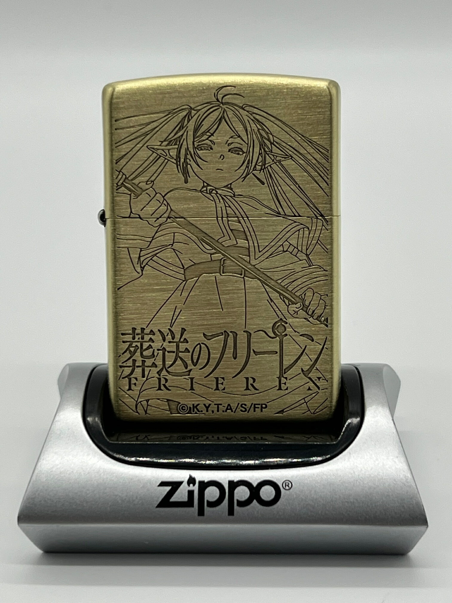 ZIPPO オイルライター TVアニメ「葬送のフリーレン」 B柄 ゴールド 公式