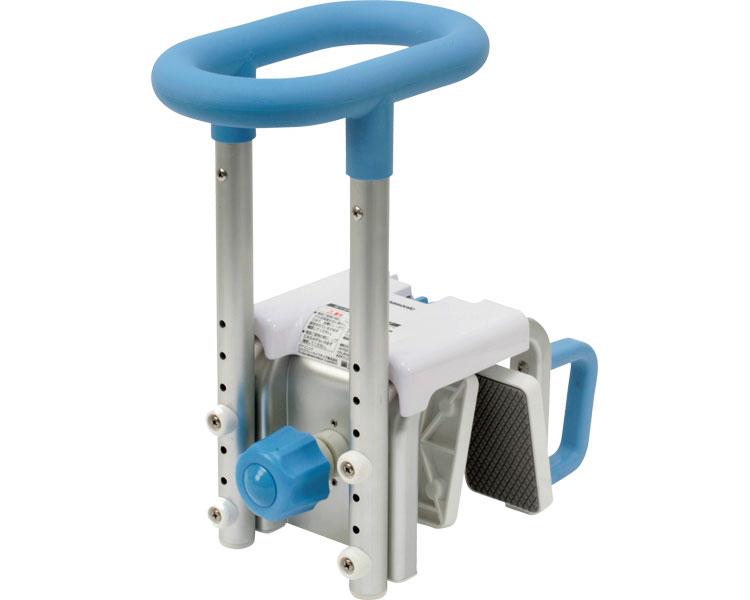 入浴関連 浴槽手すり ・グリップは防カビ加工でお手入れしやすい！・防カビ加工、ユクリアシリーズ。・カビ菌の内部への増殖をブロック。・防カビ性の試験はJISに準拠し、抗菌製品技術協議会（SIAA）の試験方法の結果に基づいて判定されます。※防カビ加工は、カビを死滅させるものではありません。使用条件によってはカビが発生することがあります。※防カビ剤は経年的に流出してしまいますが、SIAAが定めた条件での試験では従来品より効果が約3倍持続します。※防カビ剤の有効期間は実際使用される環境により異なります。 ●サイズ／幅20.5×奥行37〜49.5×高さ35〜42.5cm、本体高さ：17cm、ハンドル高さ：18〜25.5cm（4段階／2.5cm）●重さ／3.3kg●材質／本体：アルミ、本体カバー：ABS樹脂、固定プレート・グリップ：ポリプロピレン、ハンドル（構造部）：アルミ、ノブ：ポリアセタール樹脂●取付可能サイズ／縁幅12〜20cm●最大使用者体重／100kg●生産国／日本●SIAA防カビ加工入浴関連 浴槽手すり ・グリップは防カビ加工でお手入れしやすい！・防カビ加工、ユクリアシリーズ。・カビ菌の内部への増殖をブロック。・防カビ性の試験はJISに準拠し、抗菌製品技術協議会（SIAA）の試験方法の結果に基づいて判定されます。※防カビ加工は、カビを死滅させるものではありません。使用条件によってはカビが発生することがあります。※防カビ剤は経年的に流出してしまいますが、SIAAが定めた条件での試験では従来品より効果が約3倍持続します。※防カビ剤の有効期間は実際使用される環境により異なります。 ●サイズ／幅20.5×奥行37〜49.5×高さ35〜42.5cm、本体高さ：17cm、ハンドル高さ：18〜25.5cm（4段階／2.5cm）●重さ／3.3kg●材質／本体：アルミ、本体カバー：ABS樹脂、固定プレート・グリップ：ポリプロピレン、ハンドル（構造部）：アルミ、ノブ：ポリアセタール樹脂●取付可能サイズ／縁幅12〜20cm●最大使用者体重／100kg●生産国／日本●SIAA防カビ加工