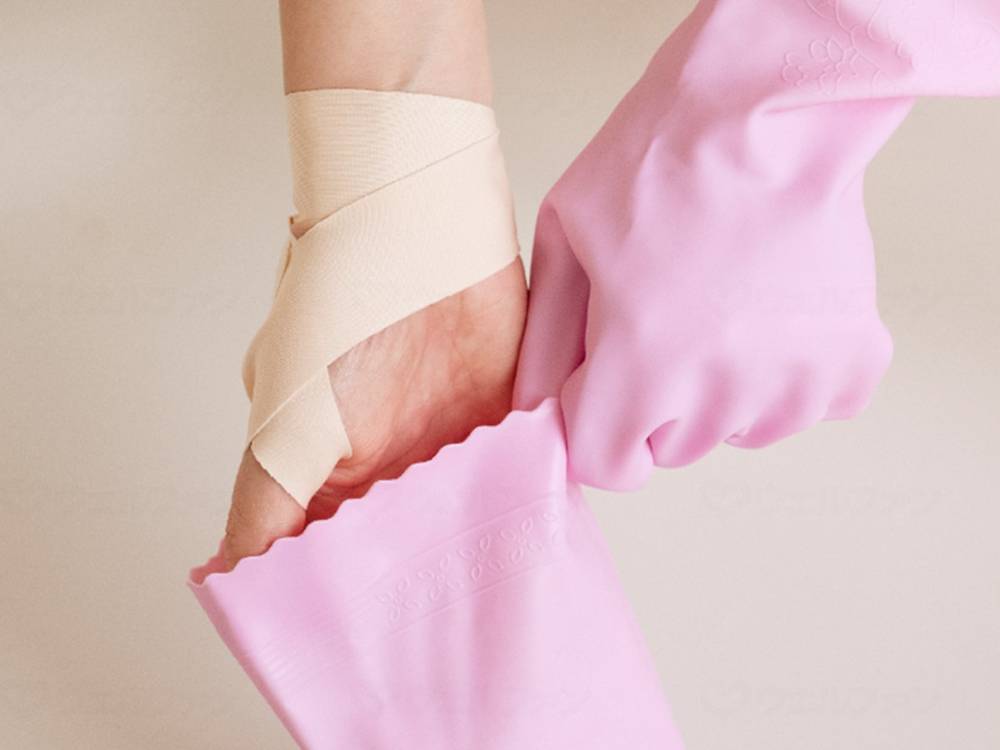 福祉用具のバリューケアの【期間限定!対象商品P2〜20倍】 セルヴァン　接骨院の先生が監修した指のサポーター／ベージュ｜アングル3