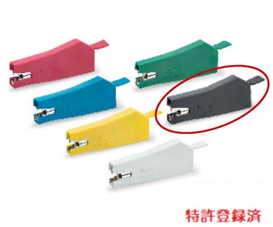 M5〜M6サイズのネジに対応した600V/20Aのパワークリップ8箇所の接点でネジ頭をしっかりくわえ込みます。電線は側面のギザギザ部分でしっかりと掴みます。カバーはクリップの先端からでも装着できます。 定格：600V/20Aカバー耐電圧：AC2000V（1分間）カバー絶縁抵抗：DC500V、100MΩ以上本体材質：銅合金カバー材質：熱可塑性エラストマーカバー色：B（黒）推奨保持対象：M5〜M6サイズのネジ頭、電線（クリップ側面）結線方法：はんだ付け商品概要：出荷時にはC-100-XK（金具）とC-100-XC（カバー）が同数バラで出荷されます。【手はんだ付け条件】コテ先温度：+390度以下コテ当て時間：10秒回数：2回【注意事項】フロー、リフローには対応していません。はんだごてによる2回目のはんだ付けは1回目のはんだ付けの後、製品が常温に戻ってから行ってください。上記の条件は、製品単体で試験を行って確認したものです。M5〜M6サイズのネジに対応した600V/20Aのパワークリップ8箇所の接点でネジ頭をしっかりくわえ込みます。電線は側面のギザギザ部分でしっかりと掴みます。カバーはクリップの先端からでも装着できます。 定格：600V/20Aカバー耐電圧：AC2000V（1分間）カバー絶縁抵抗：DC500V、100MΩ以上本体材質：銅合金カバー材質：熱可塑性エラストマーカバー色：B（黒）推奨保持対象：M5〜M6サイズのネジ頭、電線（クリップ側面）結線方法：はんだ付け商品概要：出荷時にはC-100-XK（金具）とC-100-XC（カバー）が同数バラで出荷されます。【手はんだ付け条件】コテ先温度：+390度以下コテ当て時間：10秒回数：2回【注意事項】フロー、リフローには対応していません。はんだごてによる2回目のはんだ付けは1回目のはんだ付けの後、製品が常温に戻ってから行ってください。上記の条件は、製品単体で試験を行って確認したものです。