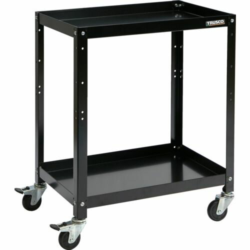 【特長】●車輪と共に車軸もロックするダブルロック仕様のキャスターです。●棚板の組付けは、内側にフランジ付ナットを使用しているため、外側から六角レンチで締め付けることで組み立てが可能です。【仕様】●最大積載量(kg/台)：150●均等積載量(kg/段)：50●色：半艶ブラック●間口(mm)：700●奥行(mm)：450●高さ(mm)：600●段数(段)：2【仕様2】●棚板：こぼれ止め付き棚板(裏表両用)●棚板こぼれ止め高さ：40mm●キャスター：自在式 75mm(2個) 自在式(Wストッパー付) 75mm(2個)【注意】●「最大積載量」とは、各棚板の表面に均一に荷重をかけた場合に、耐えられる重さの合計をいいます。●「均等積載量」とは、棚板の表面に均一に荷重をかけた場合に、耐えられる重さをいいます。【材質／仕上】●棚板:スチール（粉体塗装）●支柱:スチール（粉体塗装）●キャスター金具:スチール（メッキ仕上げ）●車輪:ゴム【特長】●車輪と共に車軸もロックするダブルロック仕様のキャスターです。●棚板の組付けは、内側にフランジ付ナットを使用しているため、外側から六角レンチで締め付けることで組み立てが可能です。【仕様】●最大積載量(kg/台)：150●均等積載量(kg/段)：50●色：半艶ブラック●間口(mm)：700●奥行(mm)：450●高さ(mm)：600●段数(段)：2【仕様2】●棚板：こぼれ止め付き棚板(裏表両用)●棚板こぼれ止め高さ：40mm●キャスター：自在式 75mm(2個) 自在式(Wストッパー付) 75mm(2個)【注意】●「最大積載量」とは、各棚板の表面に均一に荷重をかけた場合に、耐えられる重さの合計をいいます。●「均等積載量」とは、棚板の表面に均一に荷重をかけた場合に、耐えられる重さをいいます。【材質／仕上】●棚板:スチール（粉体塗装）●支柱:スチール（粉体塗装）●キャスター金具:スチール（メッキ仕上げ）●車輪:ゴム