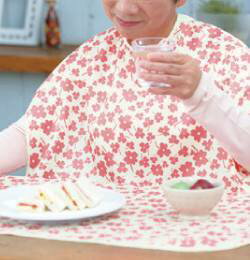 【全商品 ポイント10倍中】 フットマーク長持ちする大きなお食事エプロン グリーン
