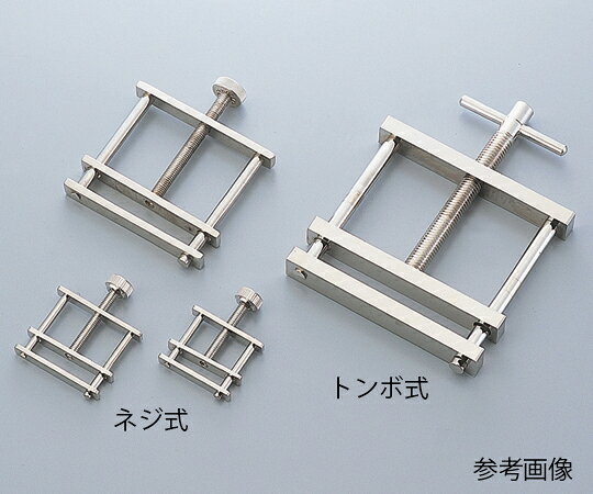 仕様 材質：黄銅製ニッケルメッキ サイズ：大型（B） ネジ式 A/B/C（mm）：50/38/38仕様 材質：黄銅製ニッケルメッキ サイズ：大型（B） ネジ式 A/B/C（mm）：50/38/38
