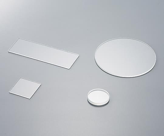 溶融石英は研磨板は、主に天然水晶を原料として製造しており、含有する不純物は、ppmレベルです。 合成石英研磨板は、四塩化ケイ素を原料として製造しており、含有する不純物はppbレベルです。 上下面を光学研磨加工しています。 0.1mm単位で指定寸法カットが1枚から可能です。 [お問い合わせ]をクリック、「レンタル・特注品・校正について」を選択し、お見積り依頼ください。型番：□30-1 サイズ（mm）：30×30 厚み（mm）：1 入数：1枚 材質：合成石英ガラス カット公差：（外寸法）±0.1mm 端面：砂目、糸面取り仕上 RoHS2 (EU)2015/863 対応　[RoHSについて]溶融石英は研磨板は、主に天然水晶を原料として製造しており、含有する不純物は、ppmレベルです。 合成石英研磨板は、四塩化ケイ素を原料として製造しており、含有する不純物はppbレベルです。 上下面を光学研磨加工しています。 0.1mm単位で指定寸法カットが1枚から可能です。 [お問い合わせ]をクリック、「レンタル・特注品・校正について」を選択し、お見積り依頼ください。型番：□30-1 サイズ（mm）：30×30 厚み（mm）：1 入数：1枚 材質：合成石英ガラス カット公差：（外寸法）±0.1mm 端面：砂目、糸面取り仕上 RoHS2 (EU)2015/863 対応　[RoHSについて]