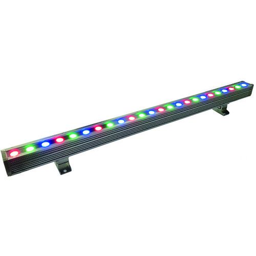 特長:●簡易コントローラー付のセットです。●軽量ながらハイパワーでフルカラーの演出が可能です。●簡易コントローラーで、18色の固定色とグラデーションの演出を選択可能です。●壁面などの広い範囲を鮮やかに彩ります。 用途:●壁面・のり面への演出照明に。 仕様:●カラー：RGBマルチカラー●コード長さ(m)：1（電源）●セット内容：簡易コントローラー付属●光源色：マルチ●色：本体：シルバー●全長(mm)：1000●長さ(mm)：1000●幅(mm)：56●明るさ(lm)：-●コード：通信IN、通信OUT各1本（300mm）●高さ(mm)：103●消費電力(W)100V：50（全灯時）●消費電力(W)：50（全灯時）●標準消費電力料金：1.35(円/h)●電圧(V)：100/200●電圧：AC100／200V●電球数：24球●ビーム角：15°×30°●縦（mm）：56●横（mm）：1000●消費電力：50.0W（全灯時） 仕様2:●電圧：AC100V/200V●本体：屋外対応（保護等級：IP66）●ビーム角：15°×30° 材質／仕上:●本体：アルミニウム（ADC12）●簡易コントローラー：PC セット内容／付属品:●簡易コントローラー 注意:●入力電圧範囲で使用してください。特長:●簡易コントローラー付のセットです。●軽量ながらハイパワーでフルカラーの演出が可能です。●簡易コントローラーで、18色の固定色とグラデーションの演出を選択可能です。●壁面などの広い範囲を鮮やかに彩ります。 用途:●壁面・のり面への演出照明に。 仕様:●カラー：RGBマルチカラー●コード長さ(m)：1（電源）●セット内容：簡易コントローラー付属●光源色：マルチ●色：本体：シルバー●全長(mm)：1000●長さ(mm)：1000●幅(mm)：56●明るさ(lm)：-●コード：通信IN、通信OUT各1本（300mm）●高さ(mm)：103●消費電力(W)100V：50（全灯時）●消費電力(W)：50（全灯時）●標準消費電力料金：1.35(円/h)●電圧(V)：100/200●電圧：AC100／200V●電球数：24球●ビーム角：15°×30°●縦（mm）：56●横（mm）：1000●消費電力：50.0W（全灯時） 仕様2:●電圧：AC100V/200V●本体：屋外対応（保護等級：IP66）●ビーム角：15°×30° 材質／仕上:●本体：アルミニウム（ADC12）●簡易コントローラー：PC セット内容／付属品:●簡易コントローラー 注意:●入力電圧範囲で使用してください。