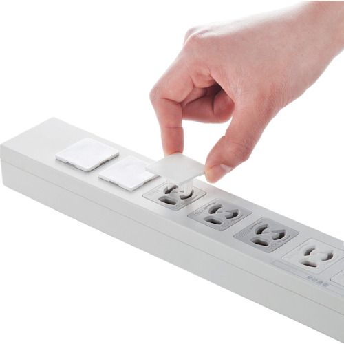 SANWA　電源タップ用コンセントキャップ　ホワイト　3プラグ抜け止め　1袋 (TAPCAP3P5L)