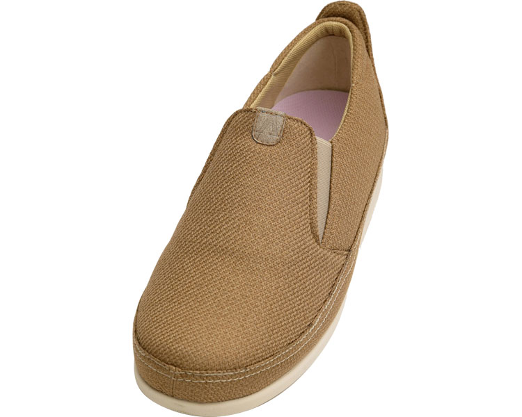 ・しゃがまずにすっとINできる。●サイズ／S：21.0〜21.5cm、M：22.0〜22.5cm、L：23.0〜23.5cm、LL：24.0〜24.5cm、3L：25.0〜25.5cm、4L：26.0〜26.5cm、5L：27.0〜27.5cm（パールベージュ・ダークグレーはS〜3L、ミストグレー・ブラウンはLL〜5L）、ワイズ：3E●重さ／約180g（片足Lサイズ）●材質／表・内素材：ポリエステル100％、底材：合成底（EVA）●生産国／中国●抗菌加工・防臭加工（インソール・中底のみ）、撥水加工●屋外＆室内用●婦人用（パールベージュ、ダークグレー）●紳士用（ミストグレー、ブラウン）・しゃがまずにすっとINできる。●サイズ／S：21.0〜21.5cm、M：22.0〜22.5cm、L：23.0〜23.5cm、LL：24.0〜24.5cm、3L：25.0〜25.5cm、4L：26.0〜26.5cm、5L：27.0〜27.5cm（パールベージュ・ダークグレーはS〜3L、ミストグレー・ブラウンはLL〜5L）、ワイズ：3E●重さ／約180g（片足Lサイズ）●材質／表・内素材：ポリエステル100％、底材：合成底（EVA）●生産国／中国●抗菌加工・防臭加工（インソール・中底のみ）、撥水加工●屋外＆室内用●婦人用（パールベージュ、ダークグレー）●紳士用（ミストグレー、ブラウン）