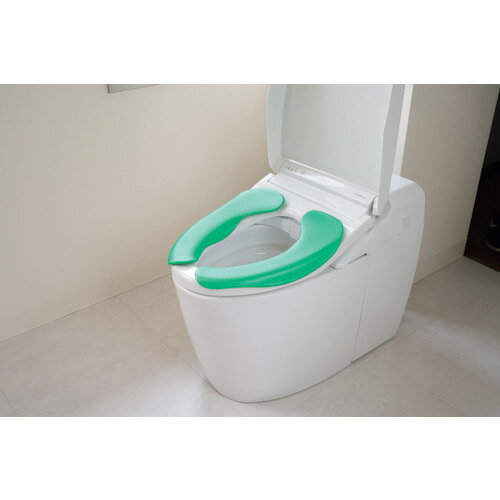 特長:●座り心地のよい、暖かで程よいクッション性があります。●立体フィット構造が便座を包み込み幅広くカバーするので、着座時の冷えからお尻を守ります。●独自開発の立体フィット構造で、着脱が簡単に行えます。●裏面の吸着シートが、ズレも防止します。 用途:●トイレに。 仕様:●間口(mm)：400●色：グリーン●奥行(mm)：330●高さ(mm)：30 材質／仕上:●本体：ポリエチレンフォーム●吸着シート：アクリル樹脂特長:●座り心地のよい、暖かで程よいクッション性があります。●立体フィット構造が便座を包み込み幅広くカバーするので、着座時の冷えからお尻を守ります。●独自開発の立体フィット構造で、着脱が簡単に行えます。●裏面の吸着シートが、ズレも防止します。 用途:●トイレに。 仕様:●間口(mm)：400●色：グリーン●奥行(mm)：330●高さ(mm)：30 材質／仕上:●本体：ポリエチレンフォーム●吸着シート：アクリル樹脂