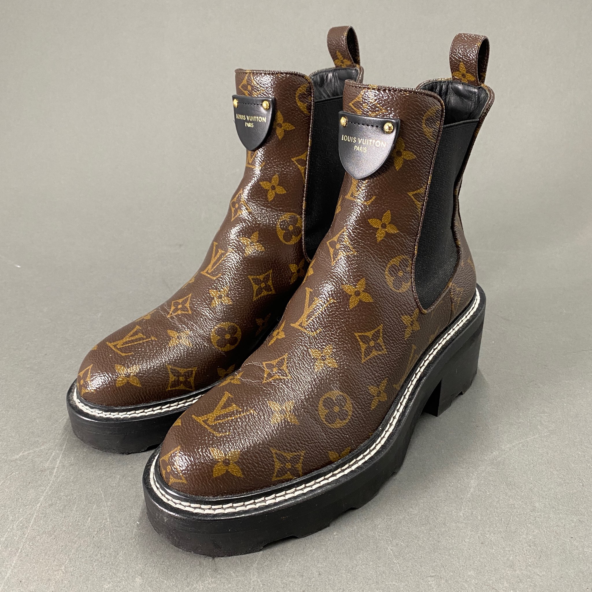 LOUIS VUITTON ルイヴィトン LV ボブール ライン アンクルブーツ 1A8QCN 24.0cm ブラウン パテント モノグラム サイドゴア レザーパッチ ハイブランド【中古】