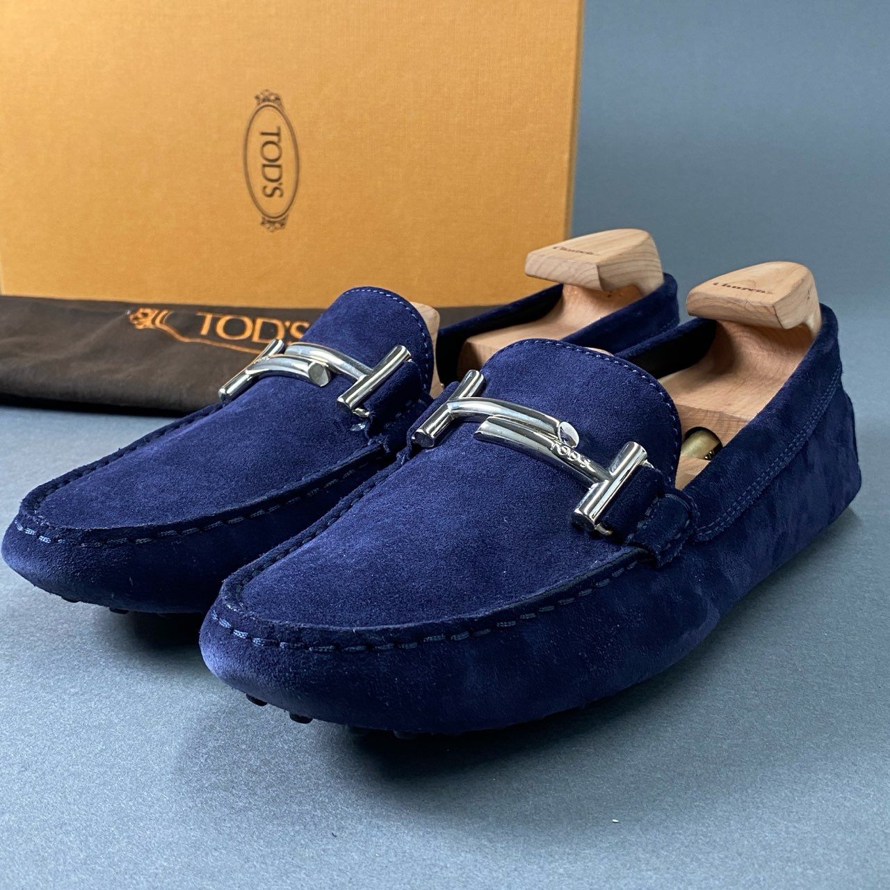 TOD'S モカシンスエードブルーネイビーローファー | ヤマダウェブコム