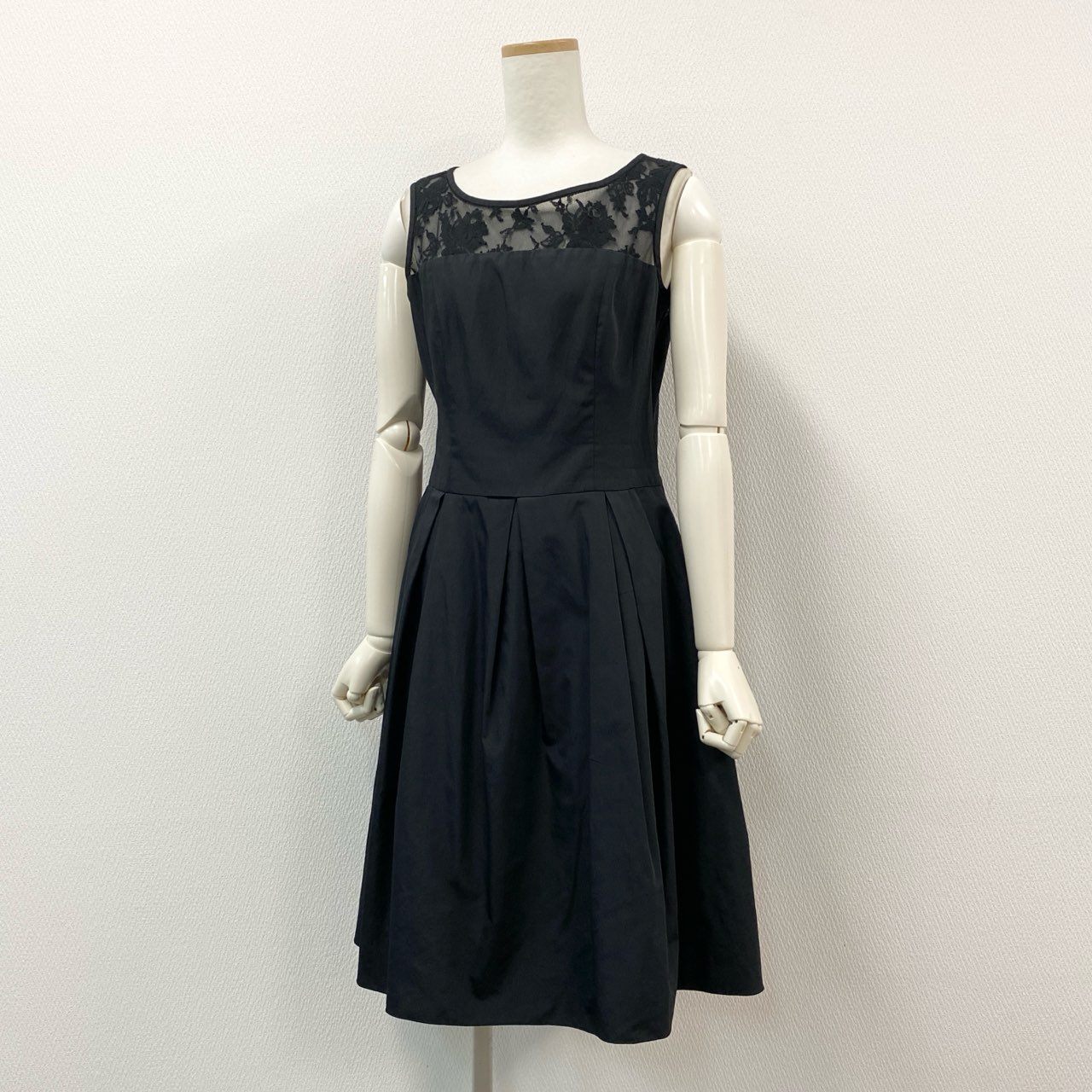 《美品》 Rene ルネ レース切替 ノースリーブ フレアワンピース 5516161 36 ブラック ドレス 日本製 中古