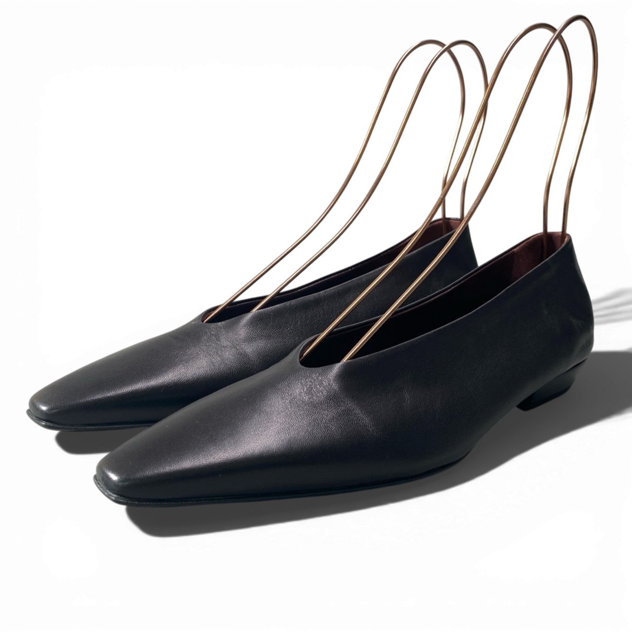 樂天商城 - 【未使用】BOTTEGA BENETA ボッテガヴェネタ アーモンド フラットシューズ サイズ38 1/2 ブラック レザー レディース 靴 シューズk02i 中古