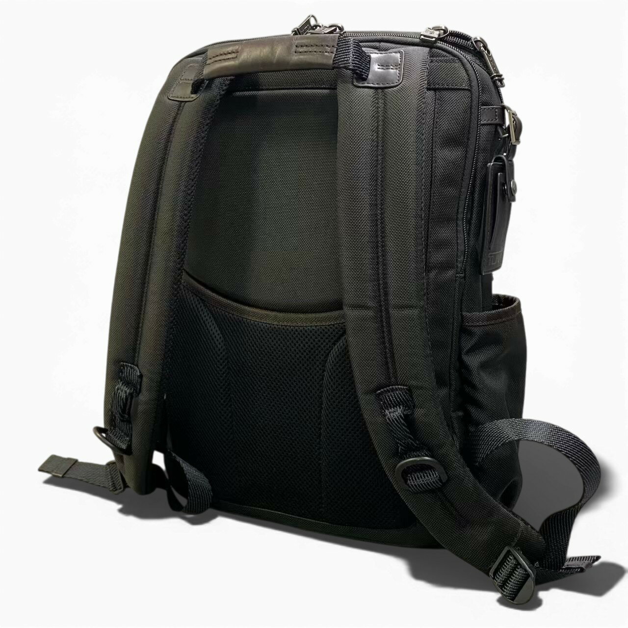 TUMI トゥミ ソーンヒル バックパック リュック ビジネスバッグ ブラック/ブラウン...
