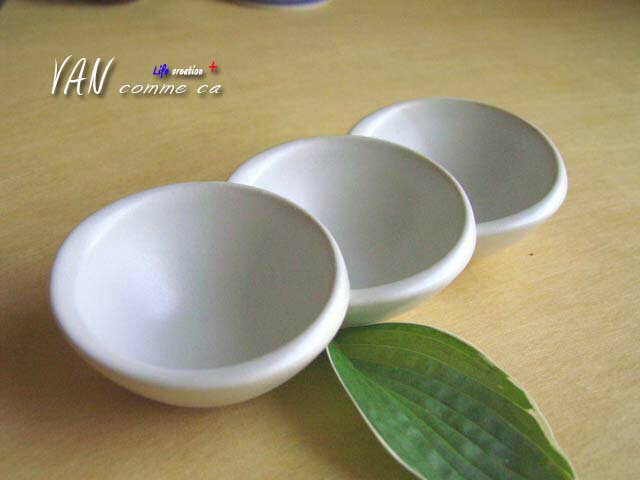 KOWAKE　三連豆皿・白 　/TOJIKI TONYA/