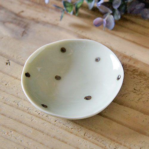 乐天商城 - 花豆皿　緑（みどり）　TOJIKI TONYA/小皿